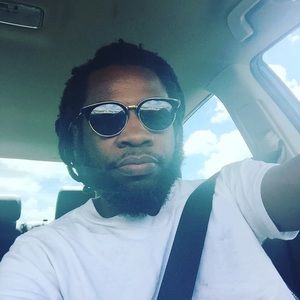 Meet your Posher, Marc